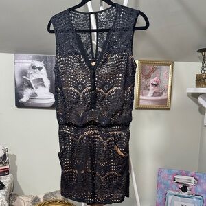 Vintage Cache Black Lace Romper with Nude Underlayer Pockets Snap Front EUC